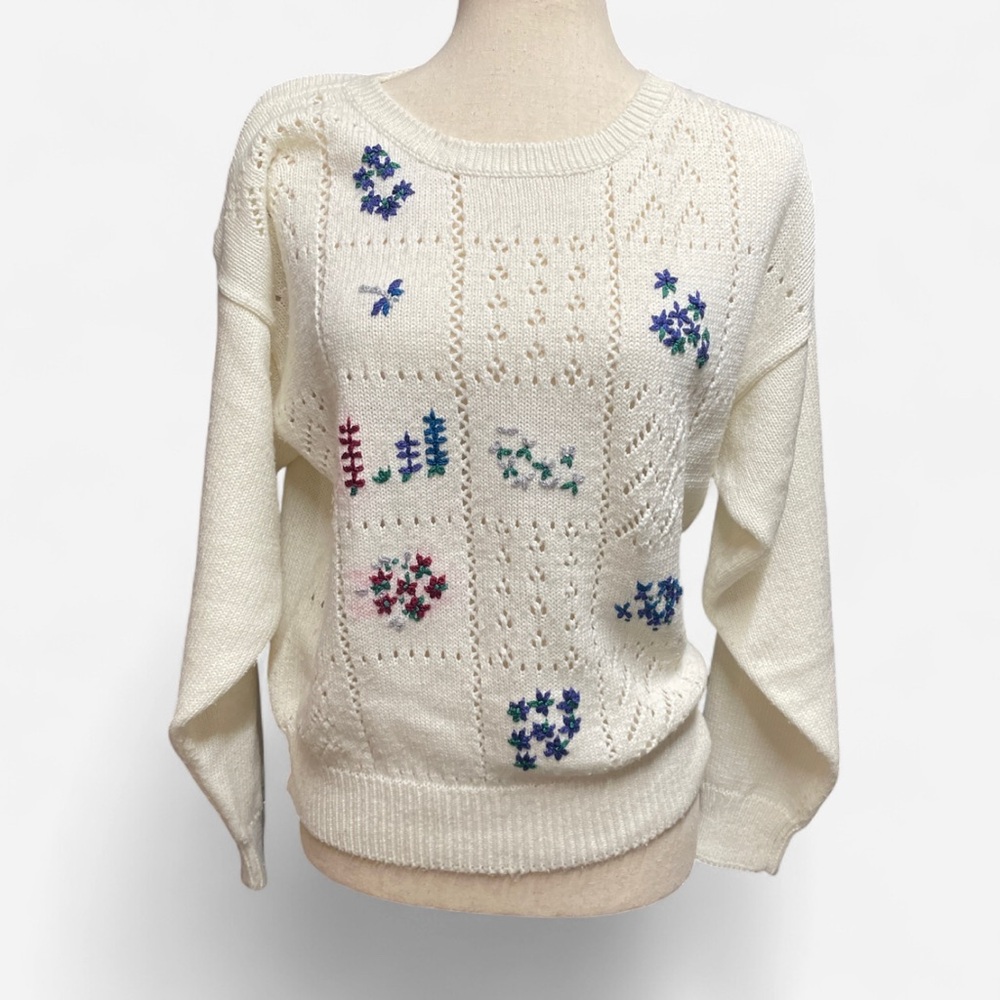 Vintage Alicia‎ Cottagecore Floral Embroidered Ivory Knit Grandma Sweater Large